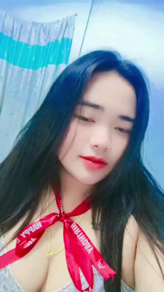 @พลอย'เด็กใต้ในครยก
