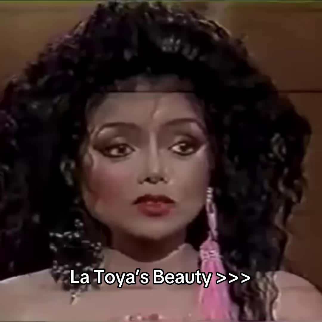 @Latoya’s Rosetoy