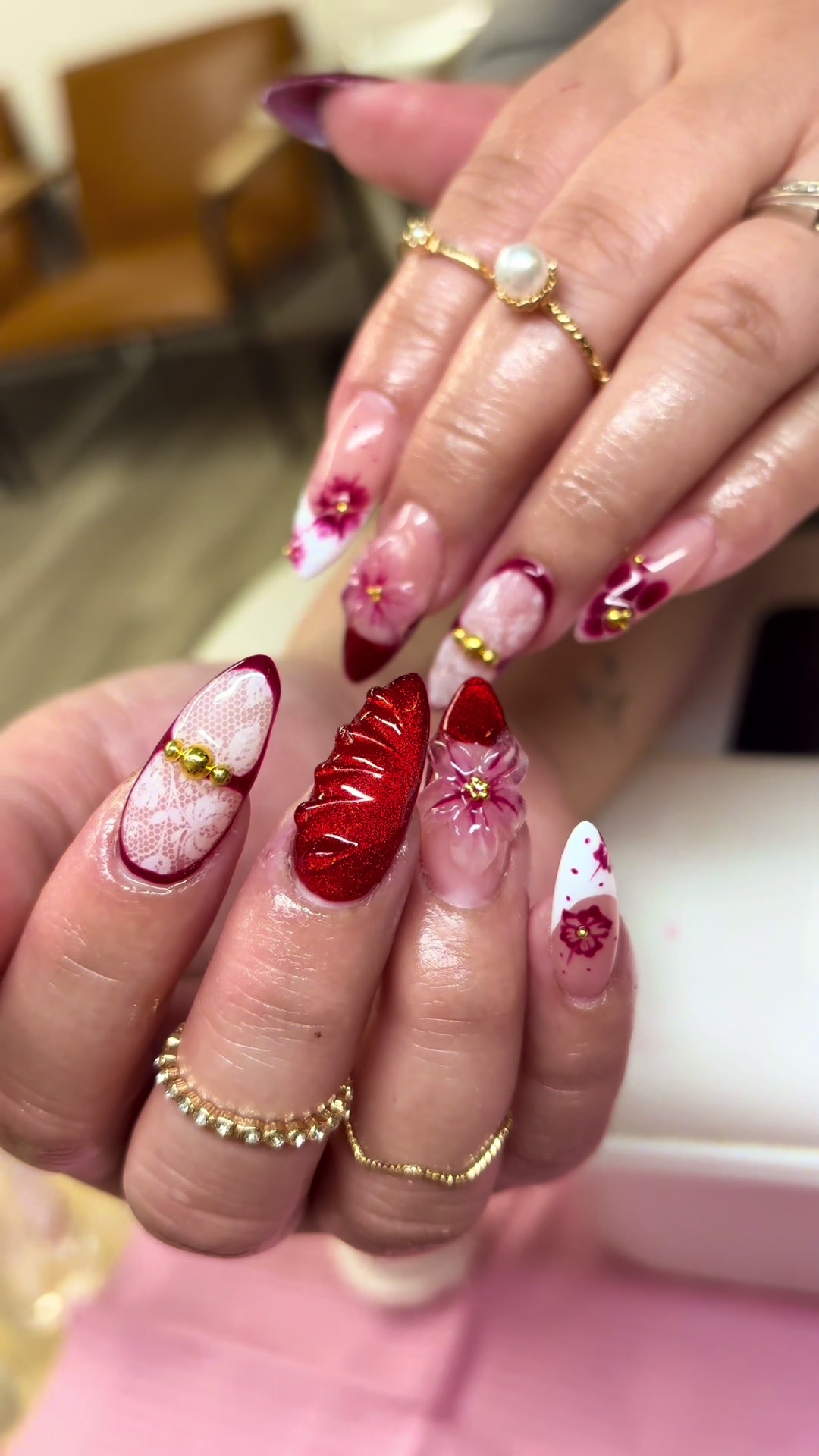 @NailsbyMc