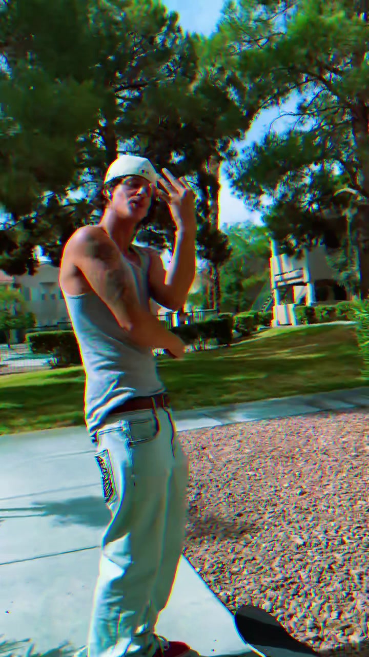 @😈Taylor l Rowe😈