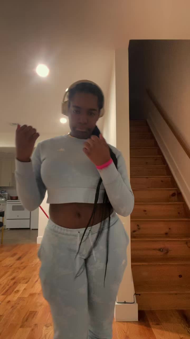 @Nisi