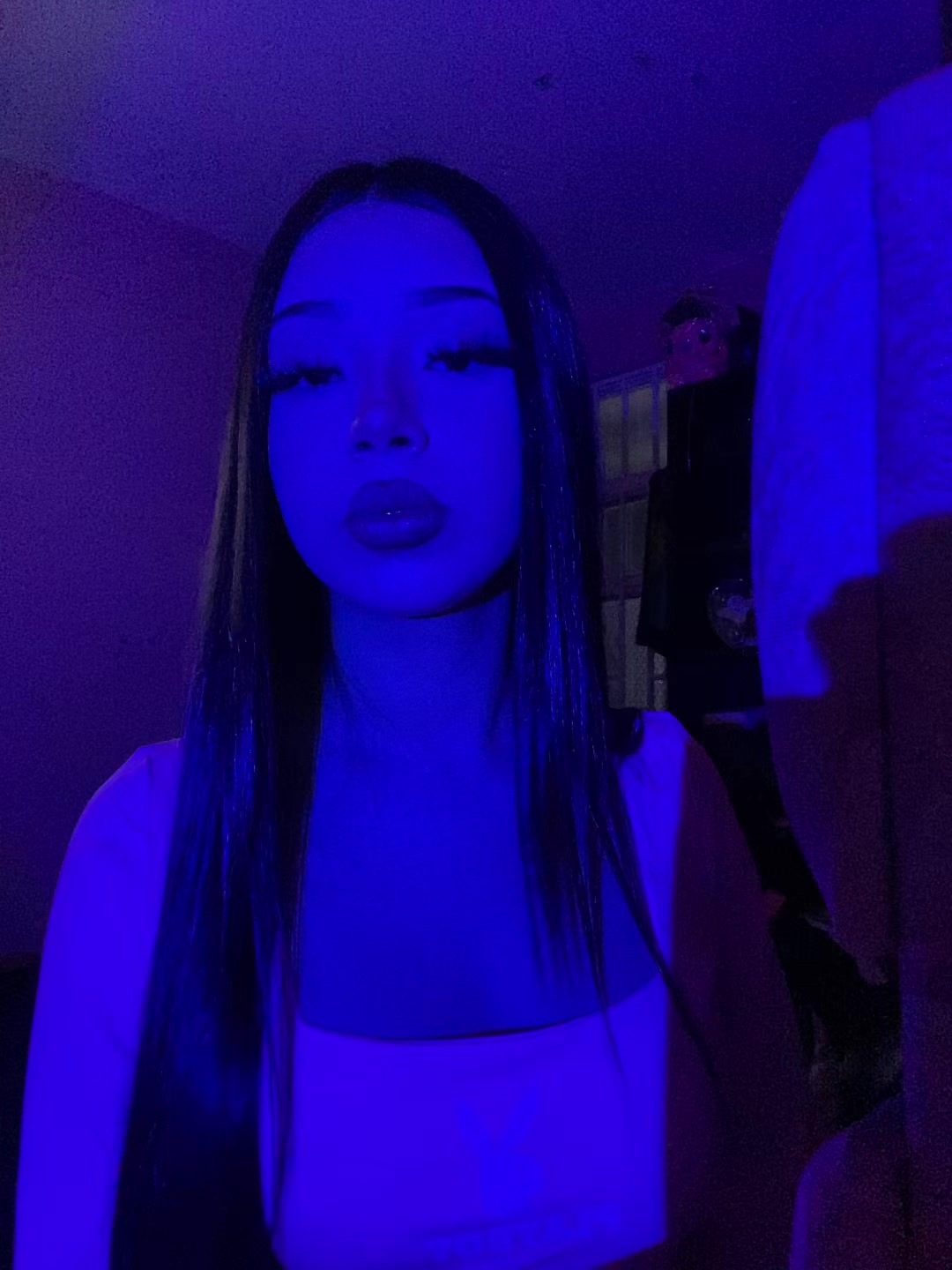 @Valen💝.