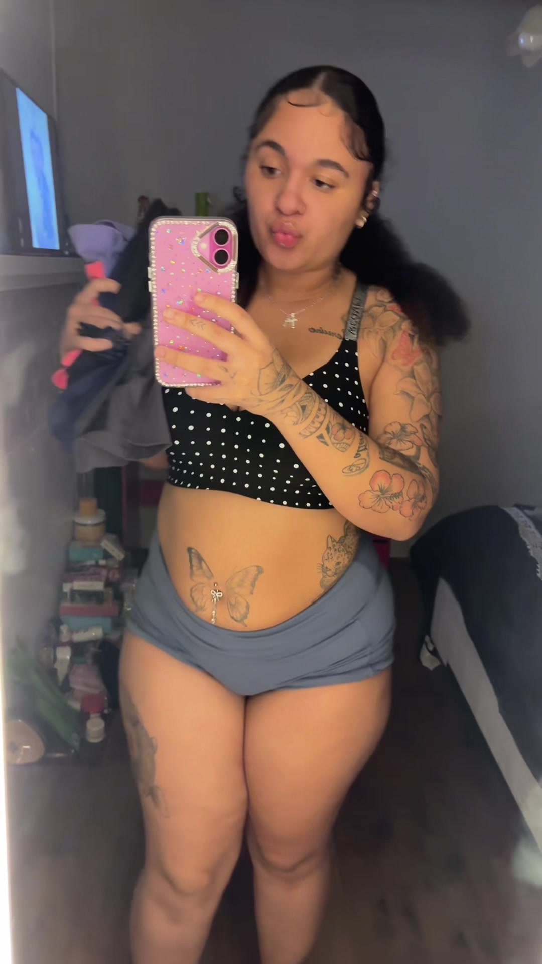 @*Fine ass😍💍*