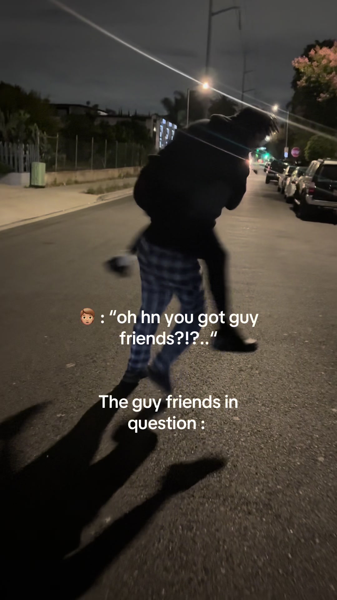 @E👅