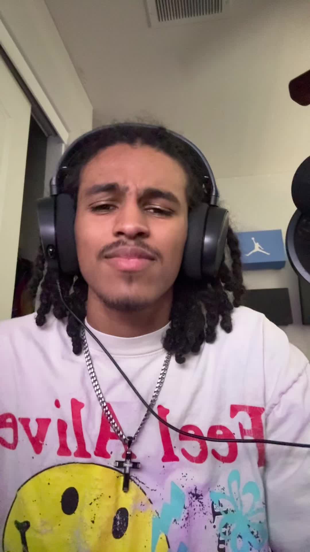 @JayJay