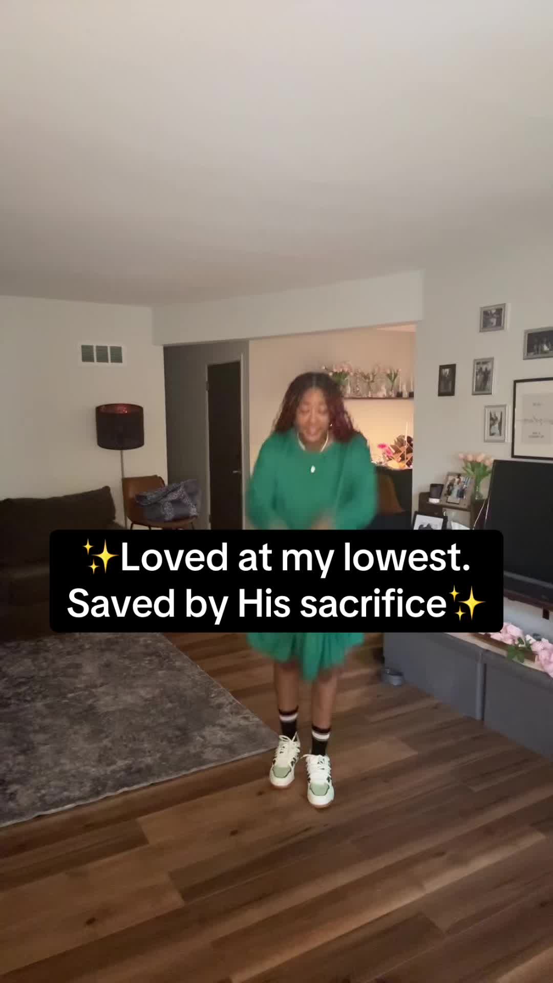 @JesusCrownedQueen