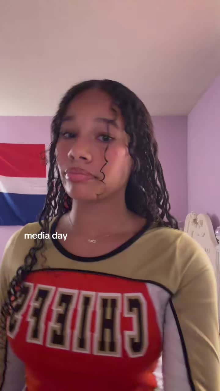 @lea spamm 🥰💐🐚💕