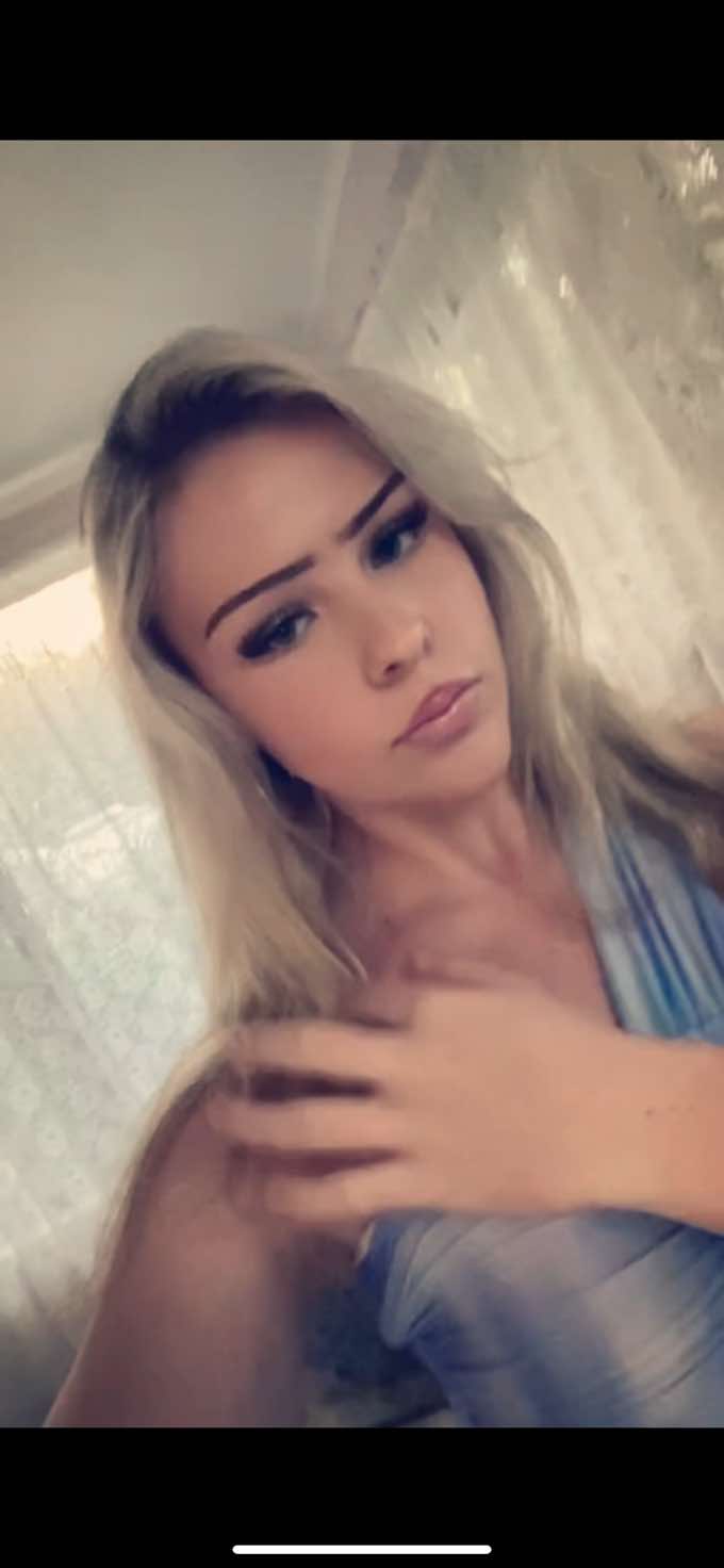 @𝐿𝒶𝓋𝒾𝓃𝒾𝒶