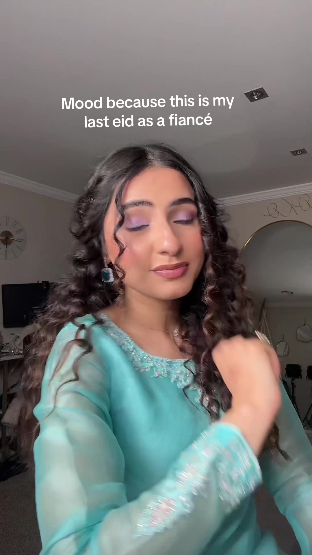 @HenaMokaria