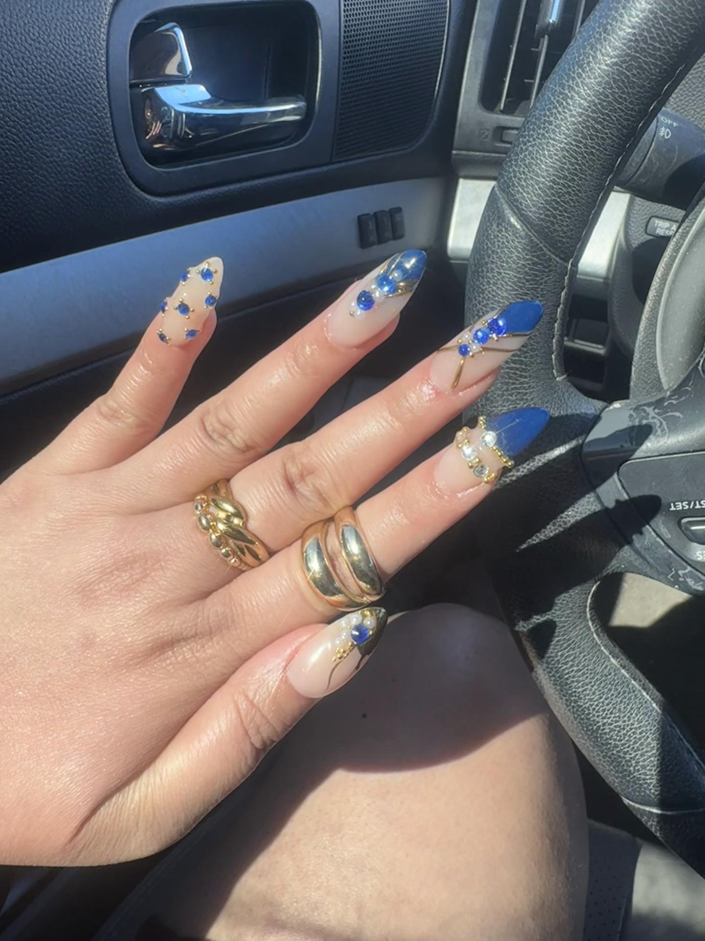 @Ashleyridg329