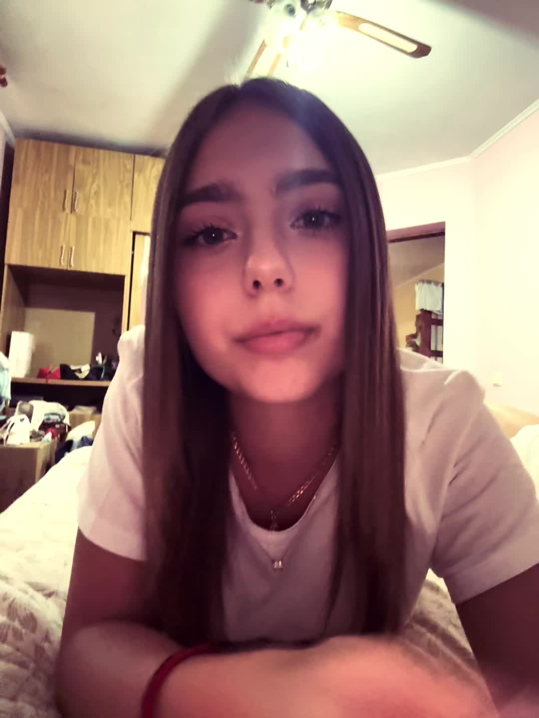 @𝓡𝓮𝓫𝓮𝓬𝓪💫