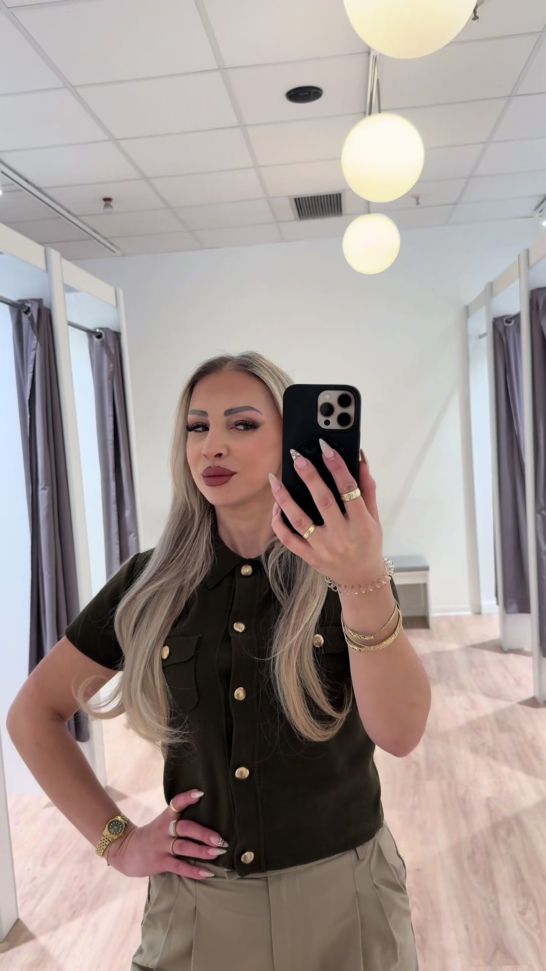@SimplyChic