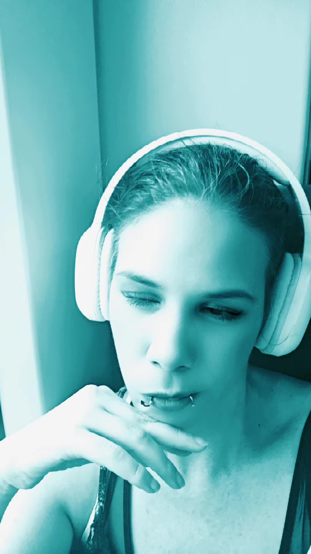 @𝒟ℯ𝓋𝒾𝓁