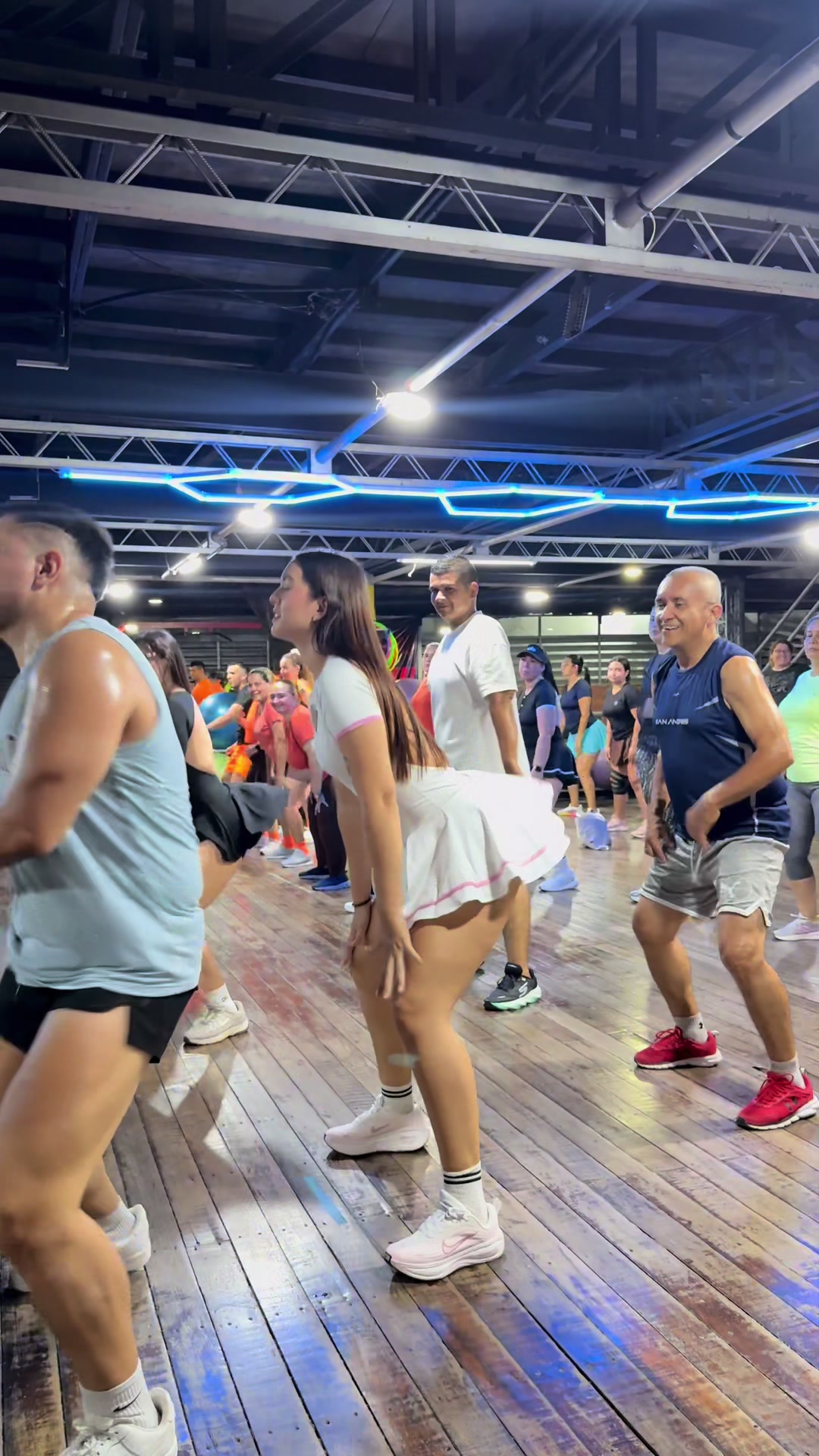 @⚡️🕺JORGE CAICEDO💃⚡️