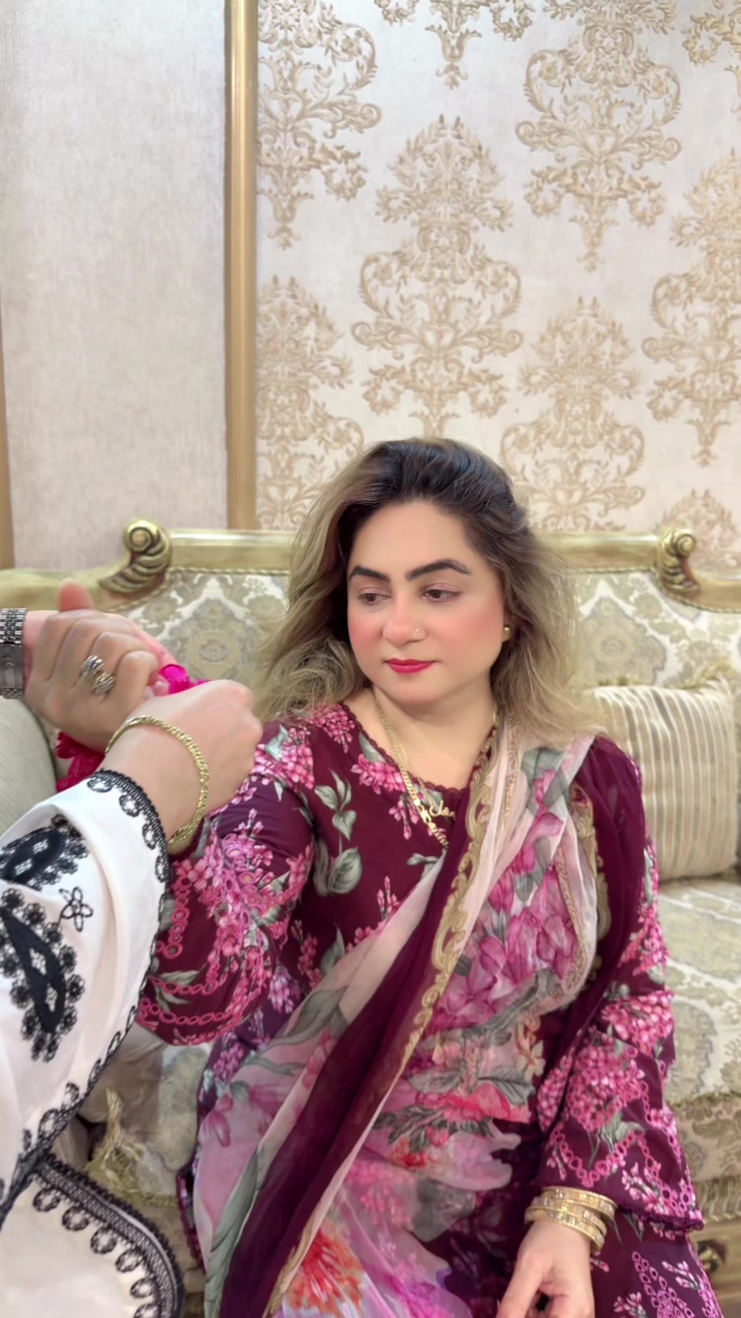@Ishrat mughal