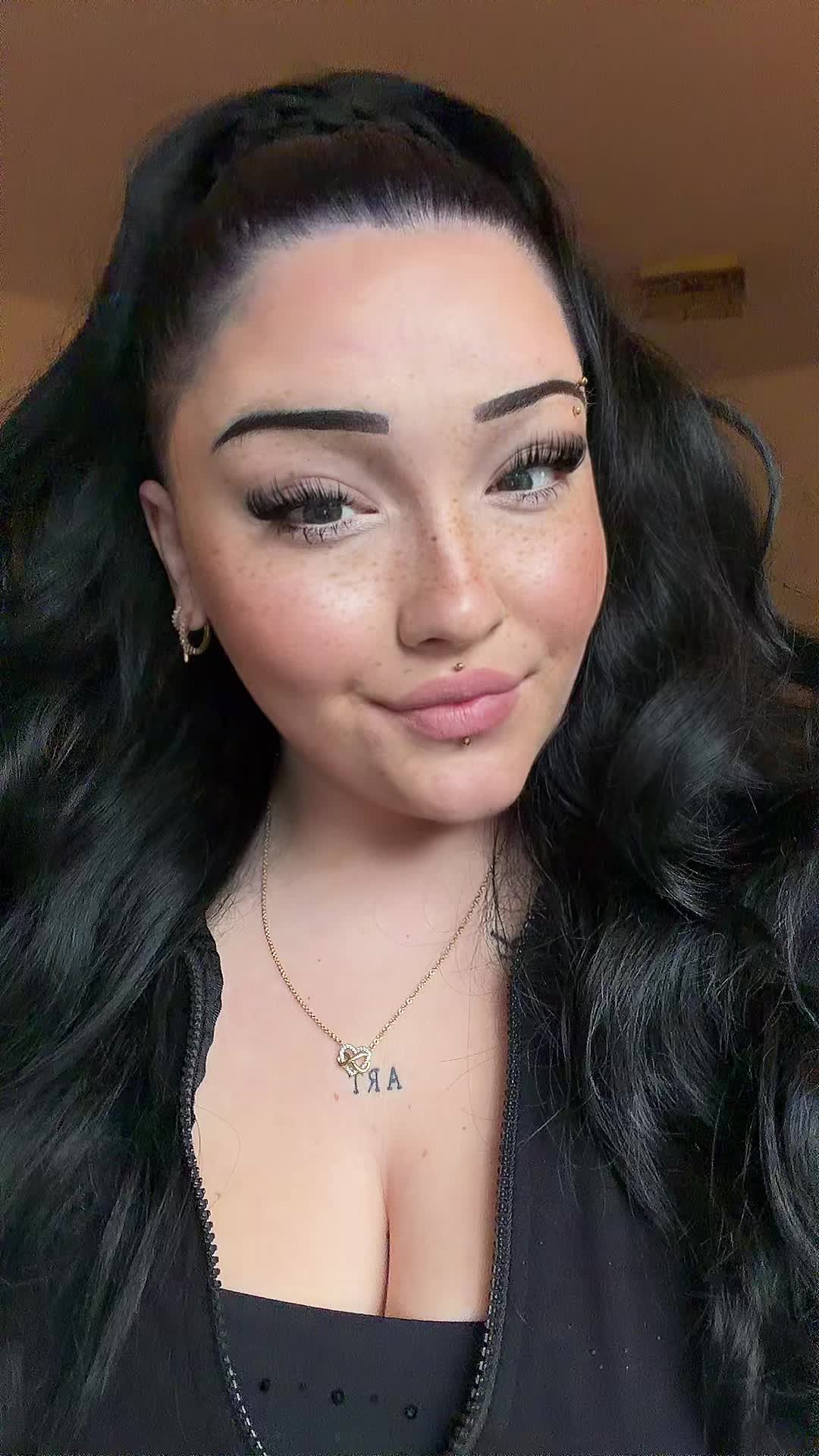 @Lilly Marie ⚢