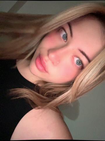 @𝘪𝘳𝘦𝘯𝘦❄️👀