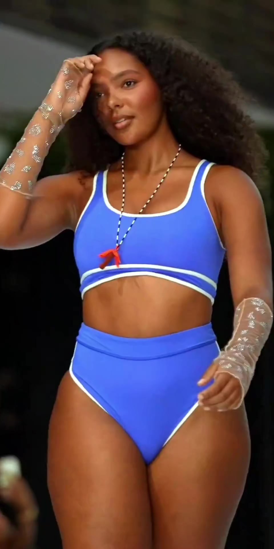 @FASHIONUDIRA