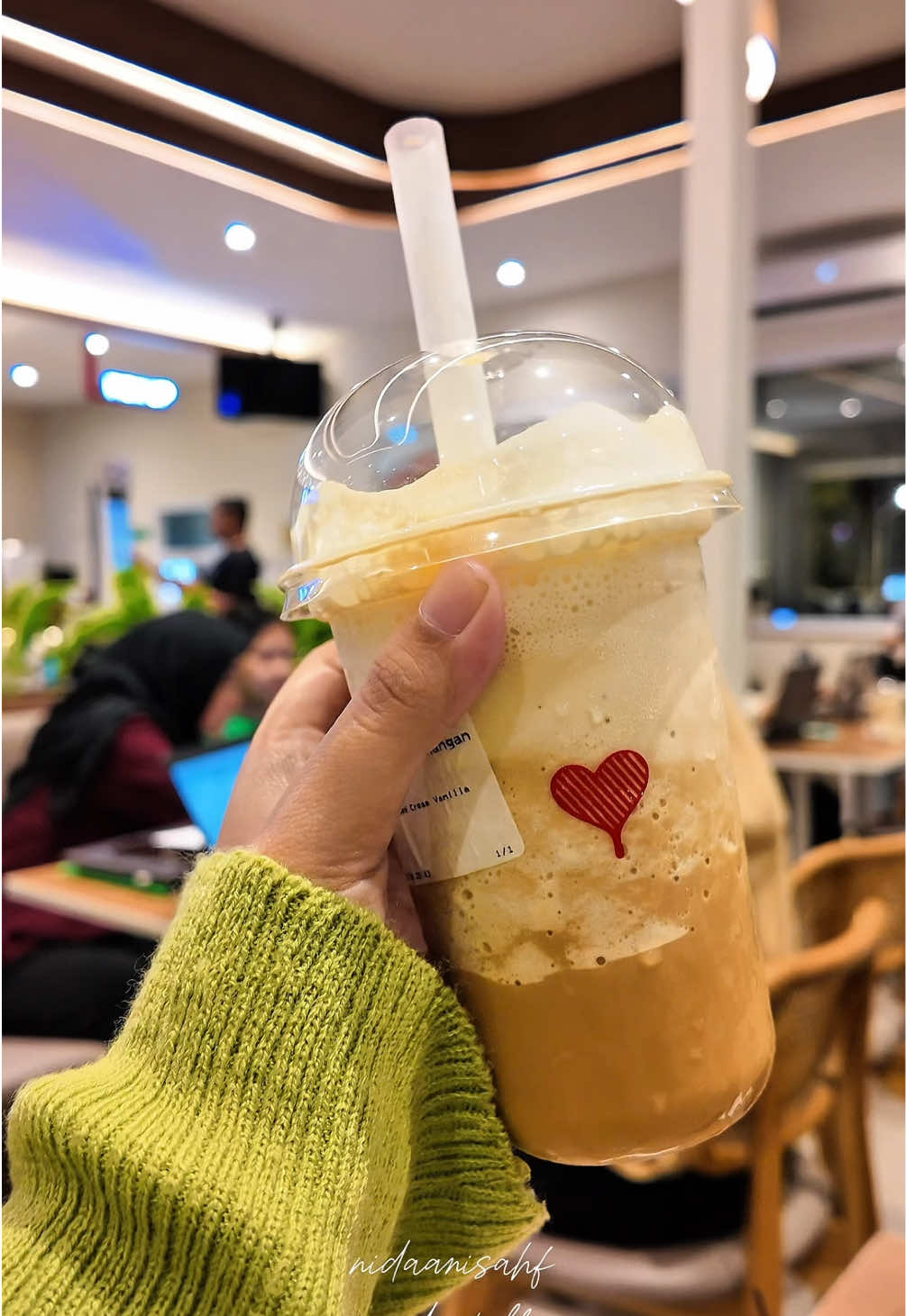 @nidaanisahf | Food & Travel