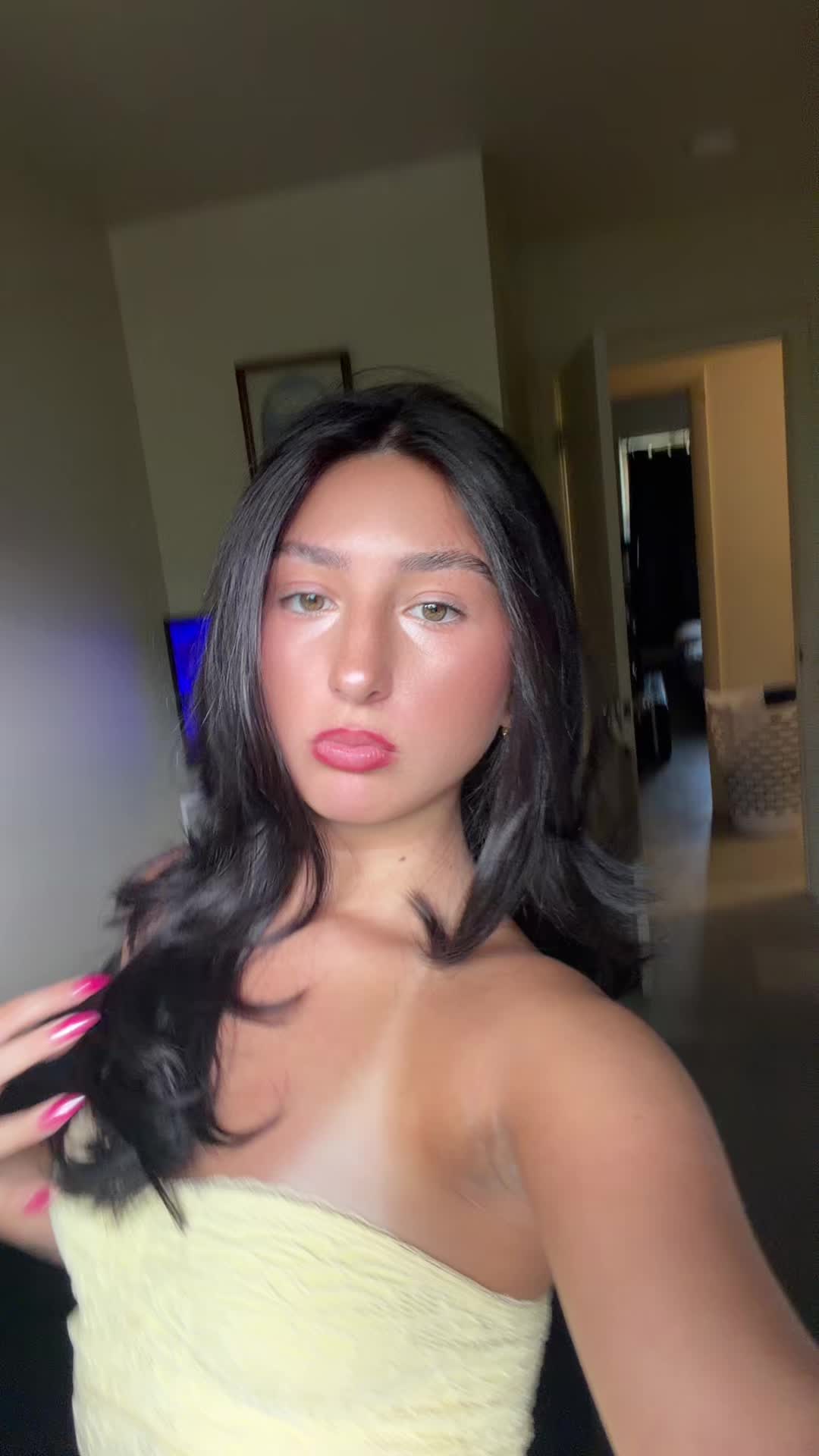 @lily🍒✨💋🍸🖤