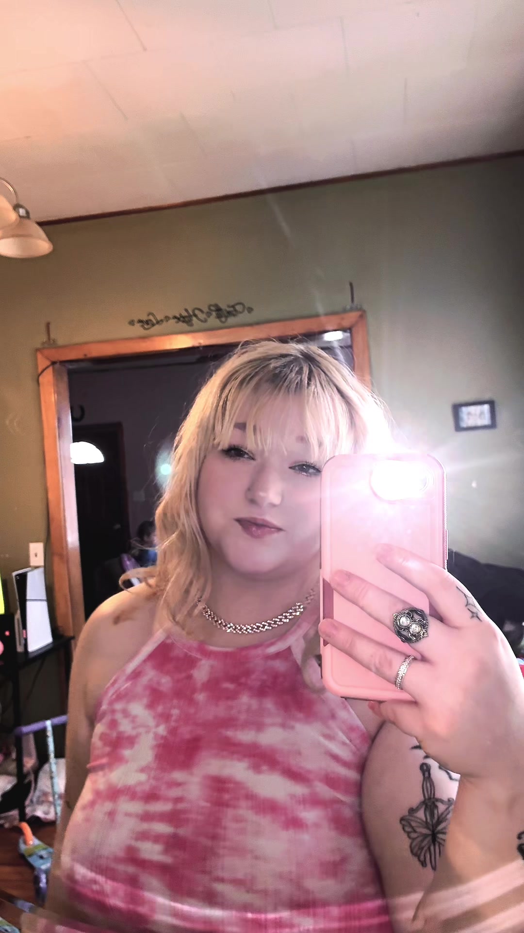 @PsychoHotBlonde