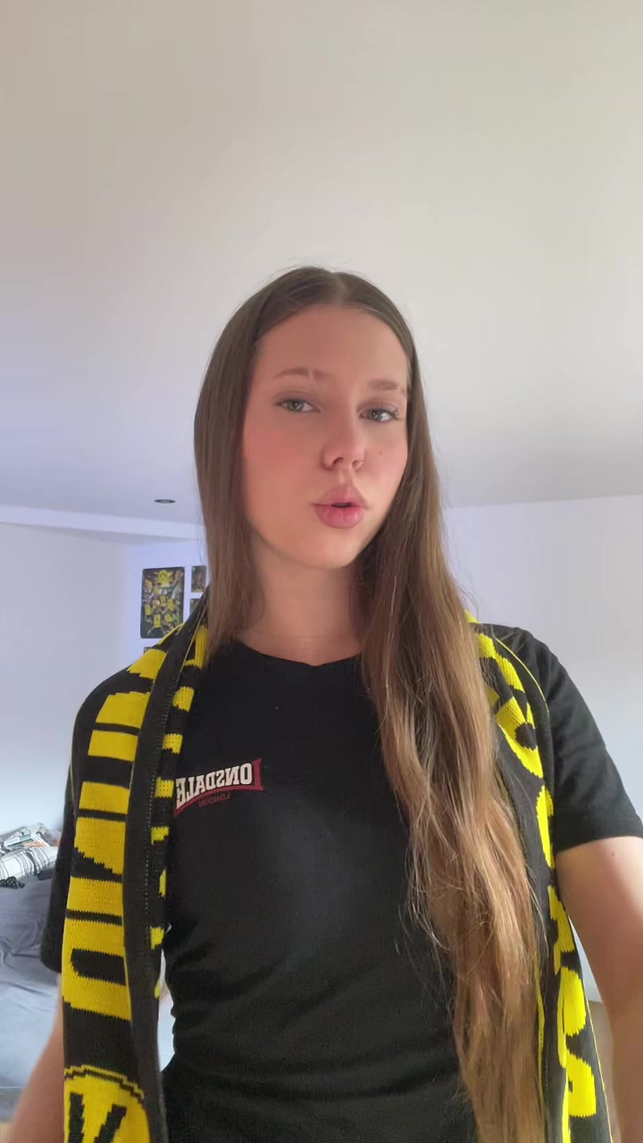 @𝓛𝓪𝓷𝓪🏟️