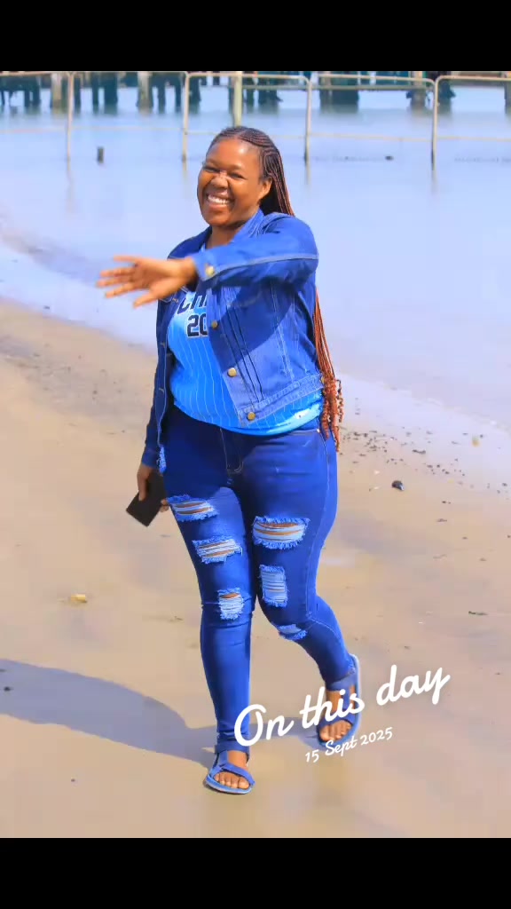 @🇦🇴queen adora🇳🇦