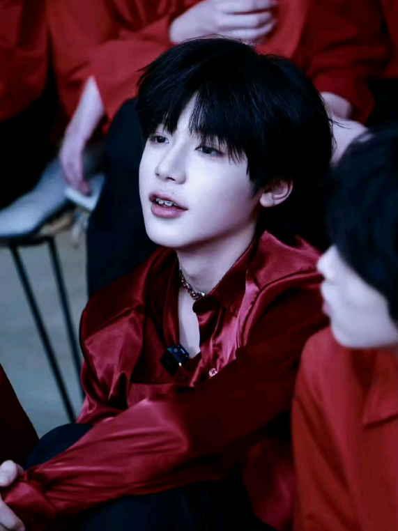 @🩷YANG BOWEN 杨博文🩷
