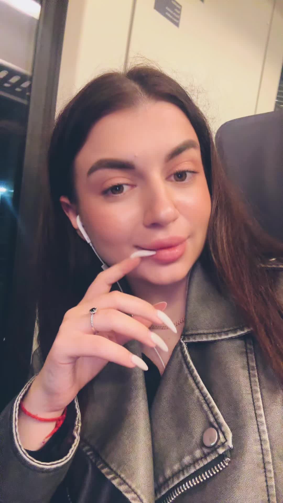 @Бусі 🍒
