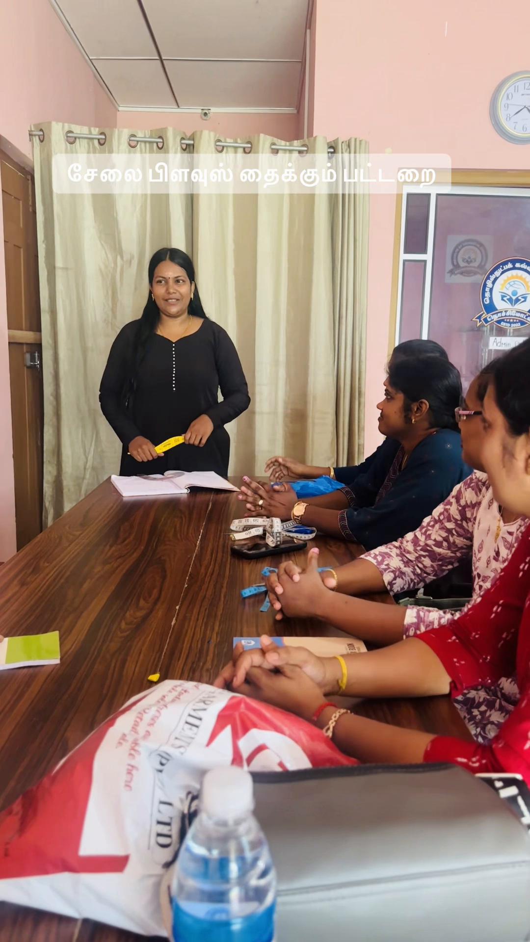 @Vavuniya Fashion Academy