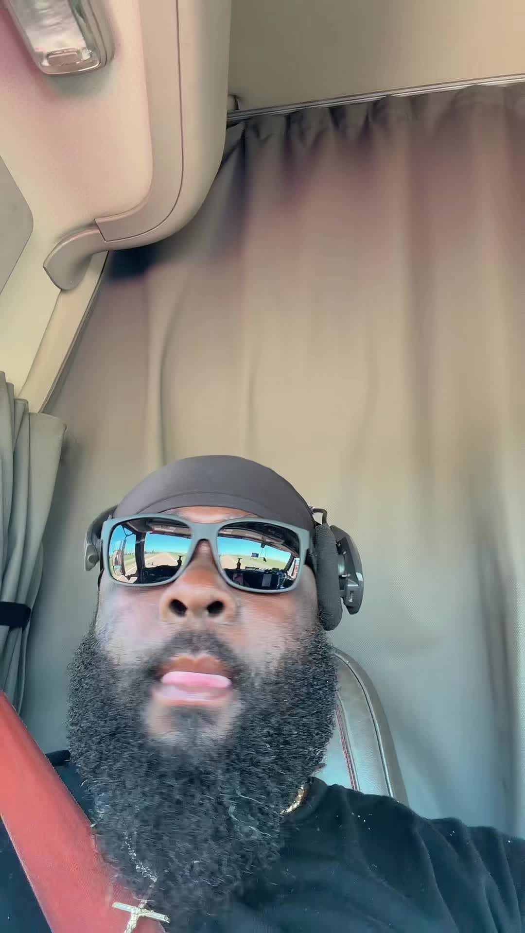 @shawn2smoov