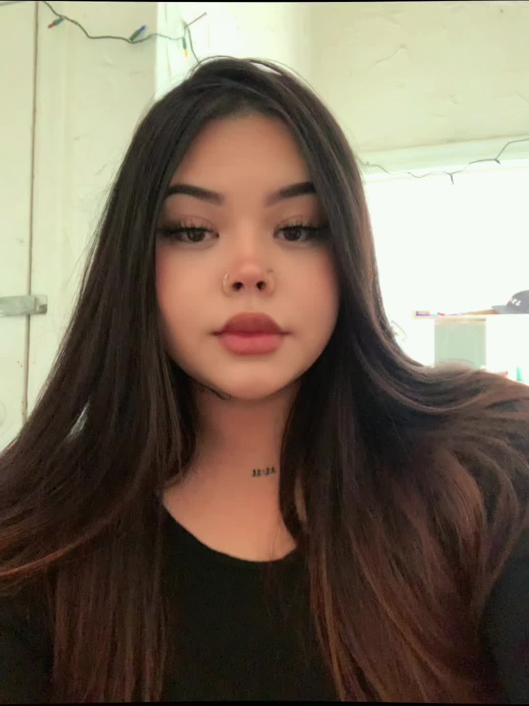 @Binthyaaa