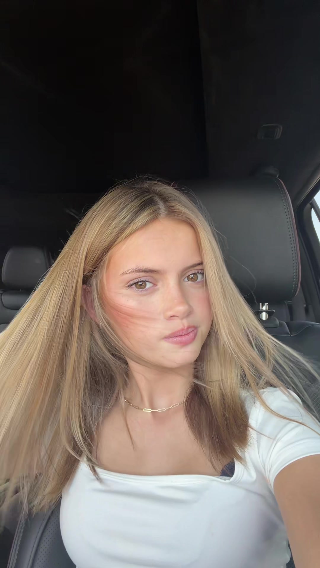 @Roxy Riggs