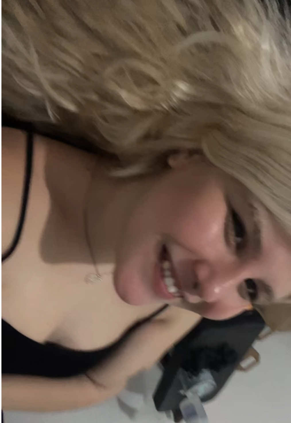 @meivesz
