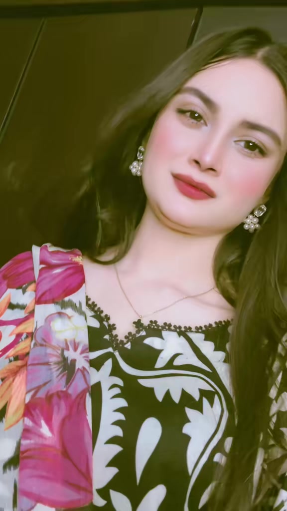 @Emaan🕊️✨