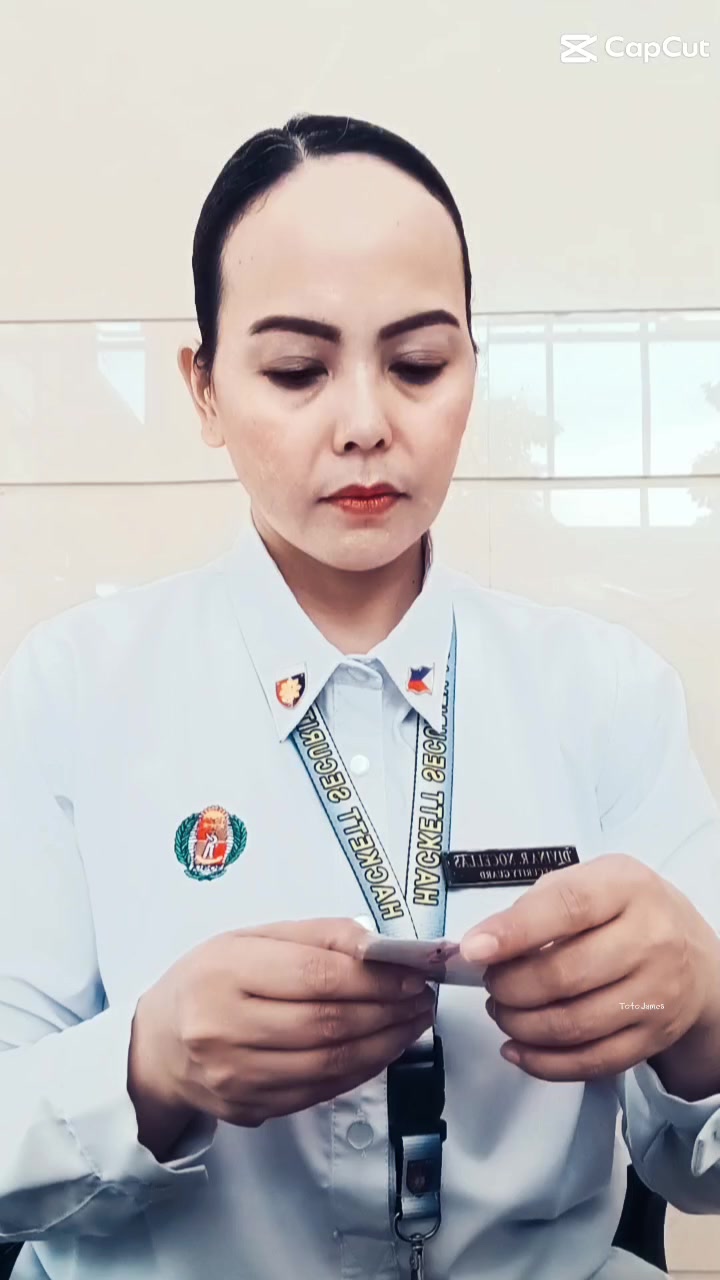 @#strongladyguard👩✈️👱♀️