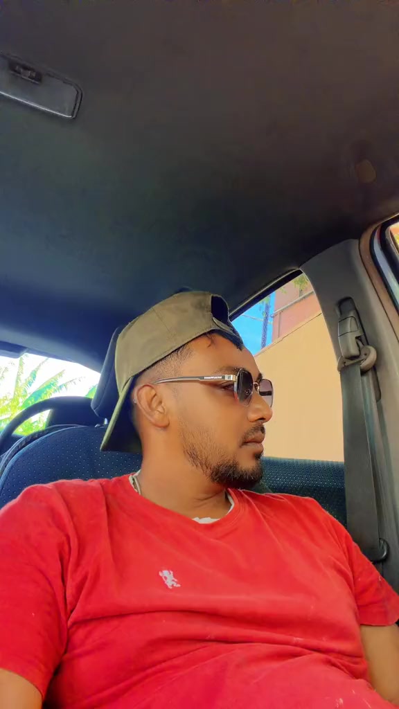 @shafikausmaly