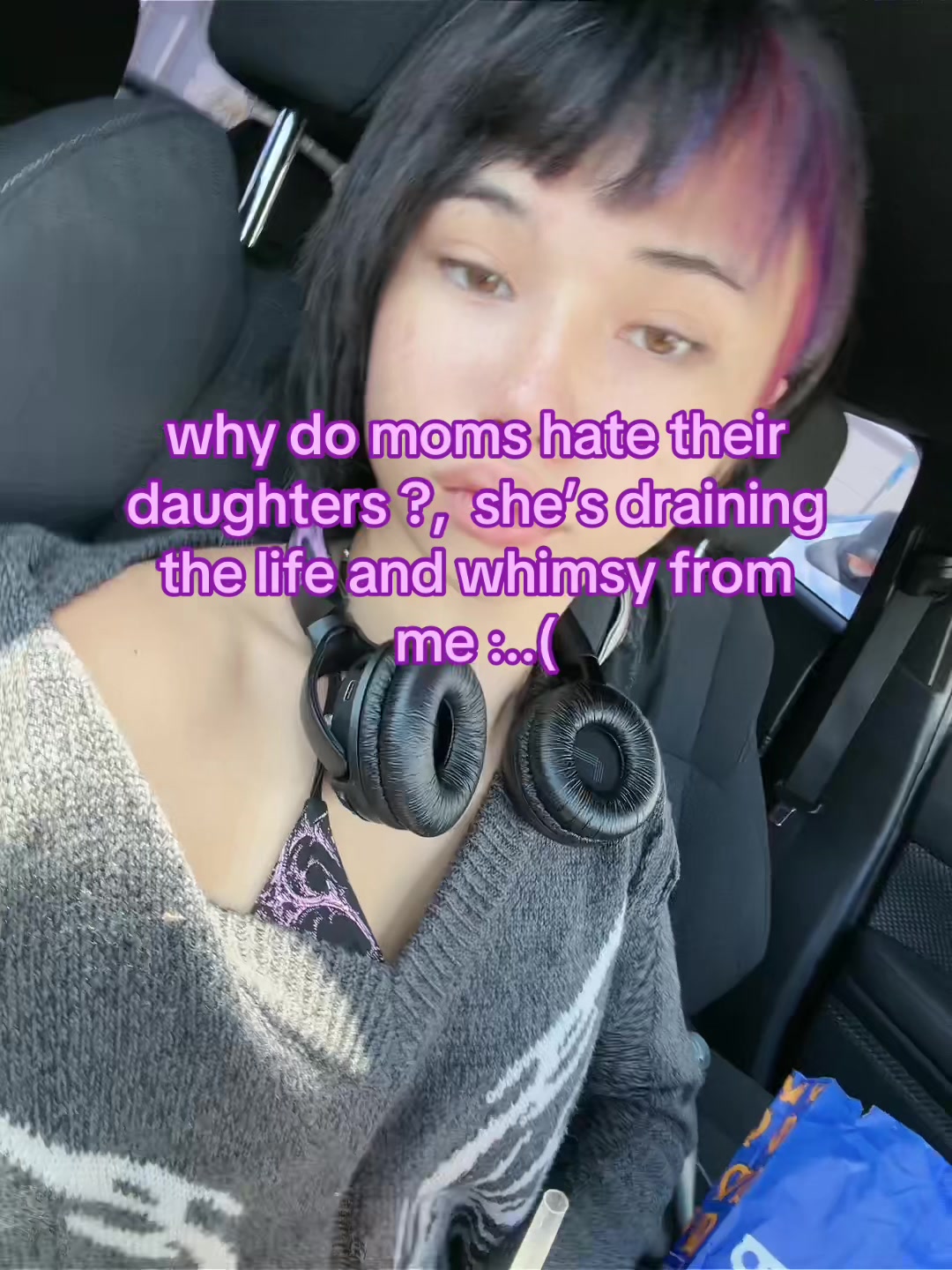 @yummyknivez