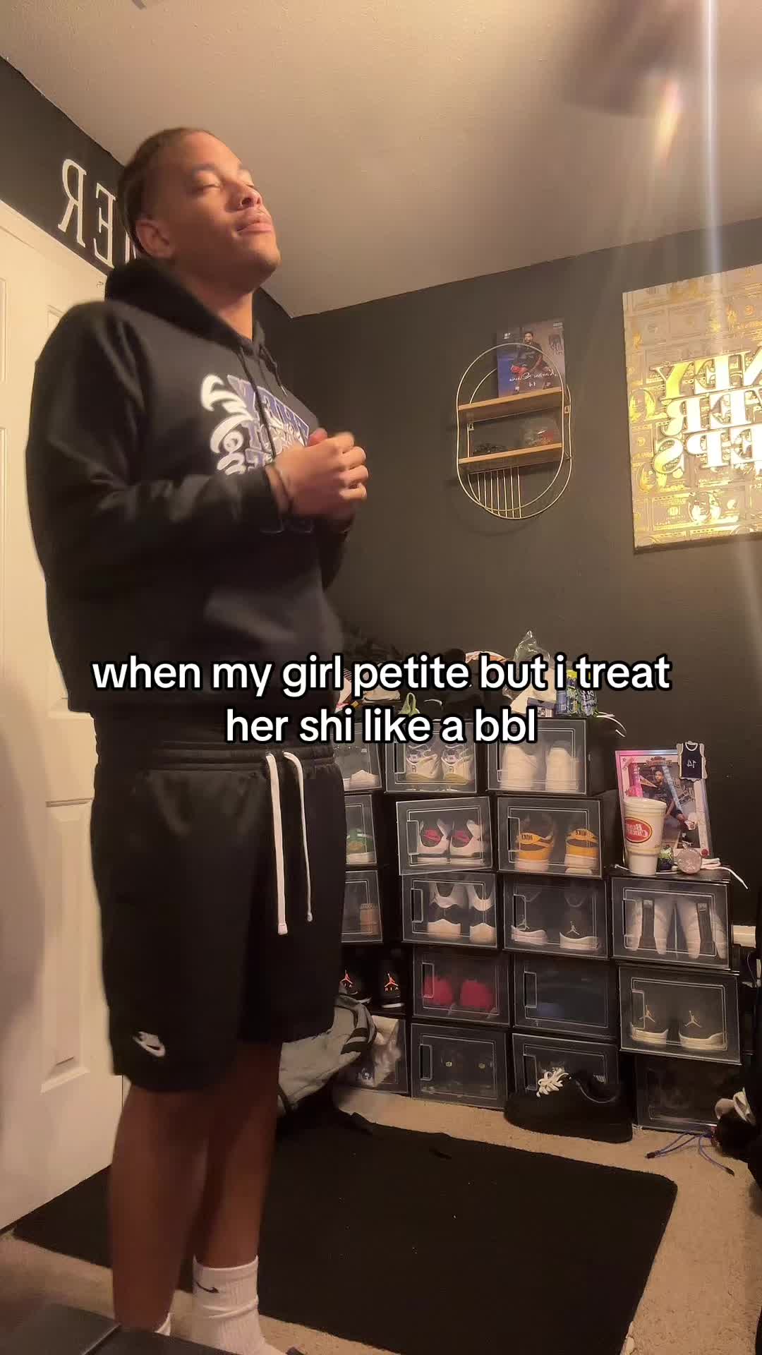 @D A E