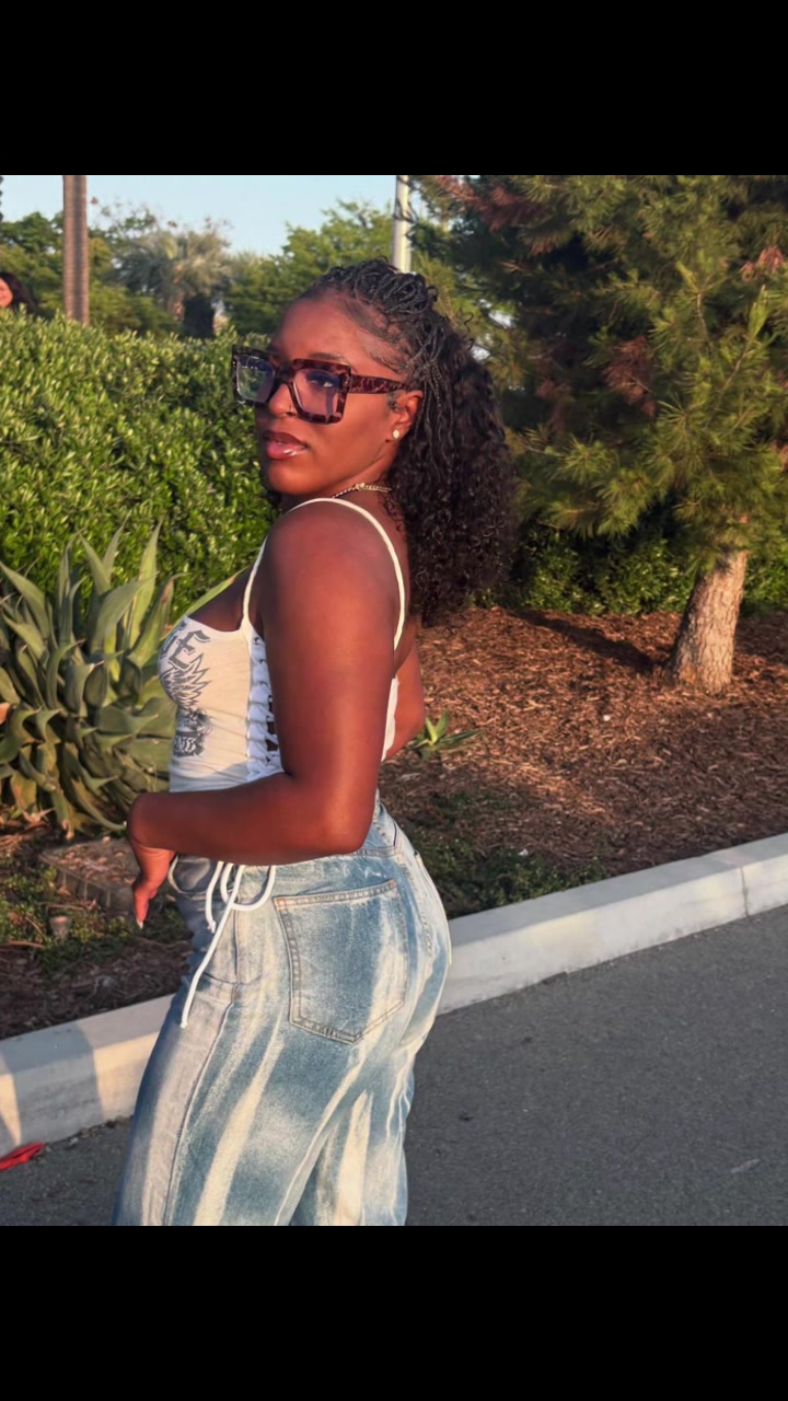 @MyMy