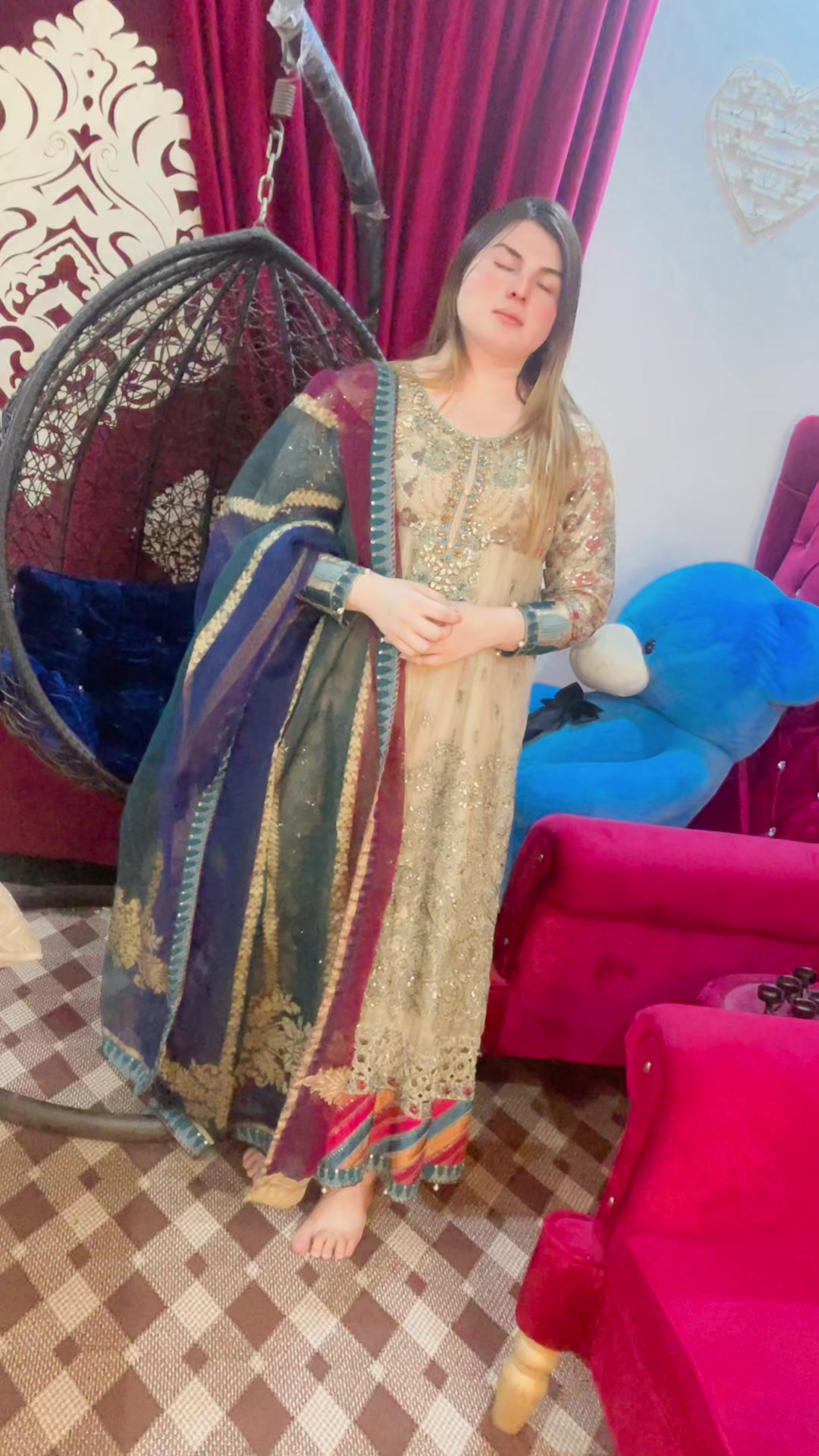 @Khushbo Doll
