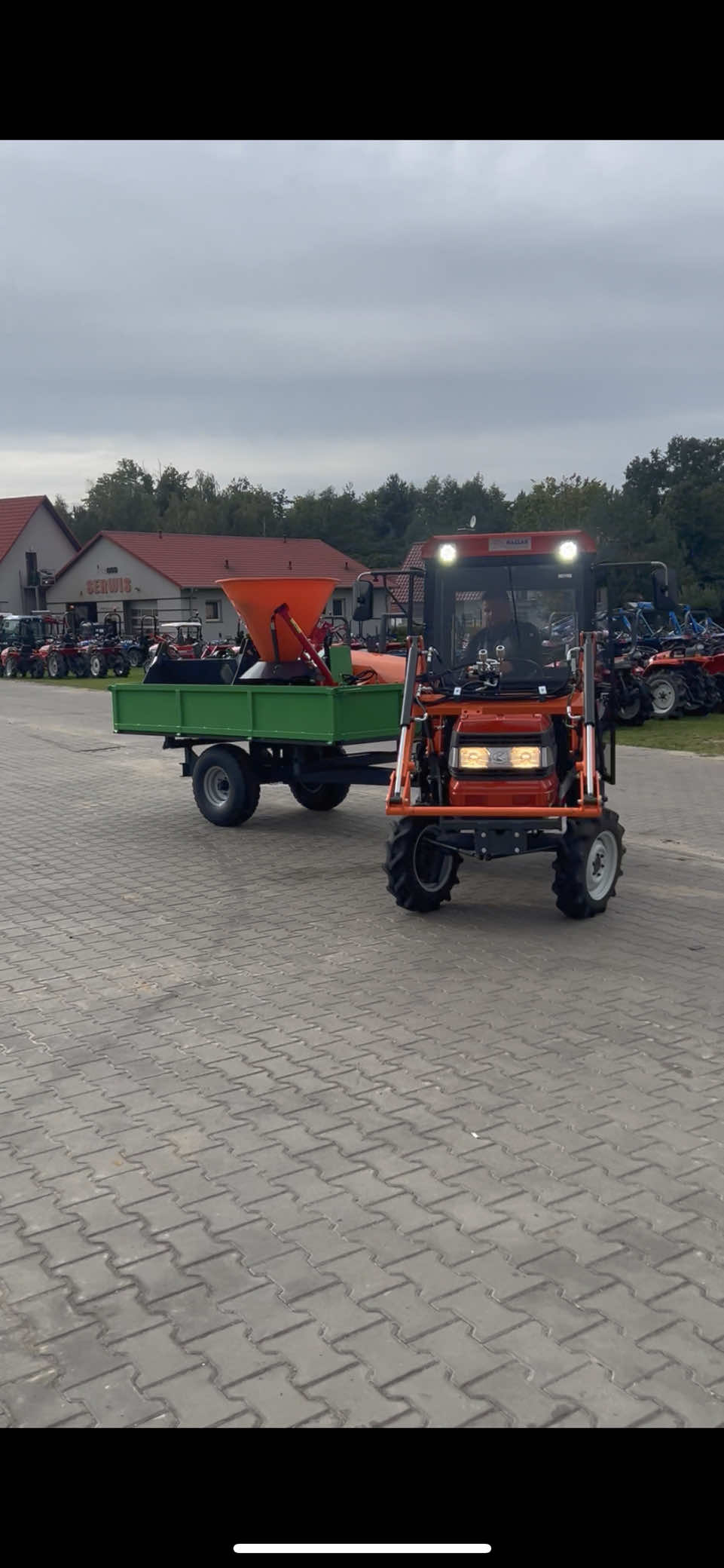 @BOSS SOLIS MINI-TRAKTORKI