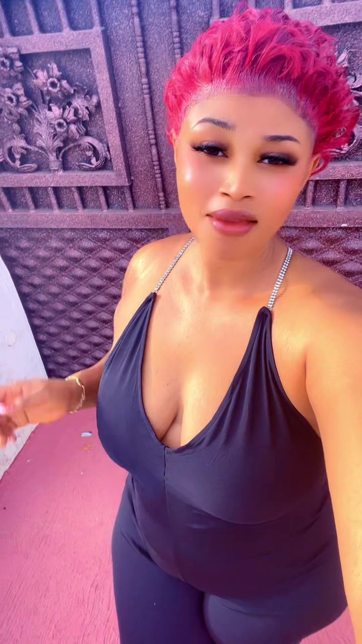 @Queen 👸 ❤️