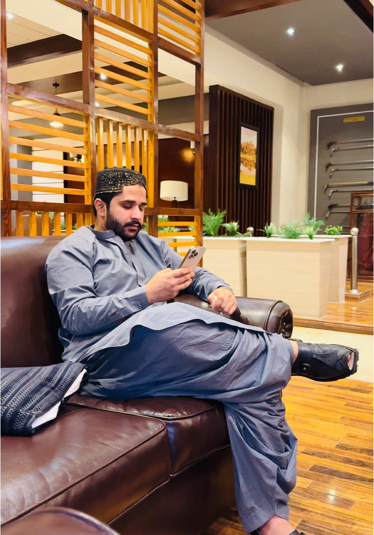 @ایمل گولہ 👑
