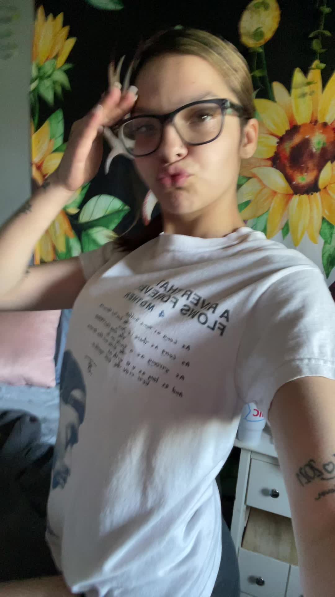 @👸🏽