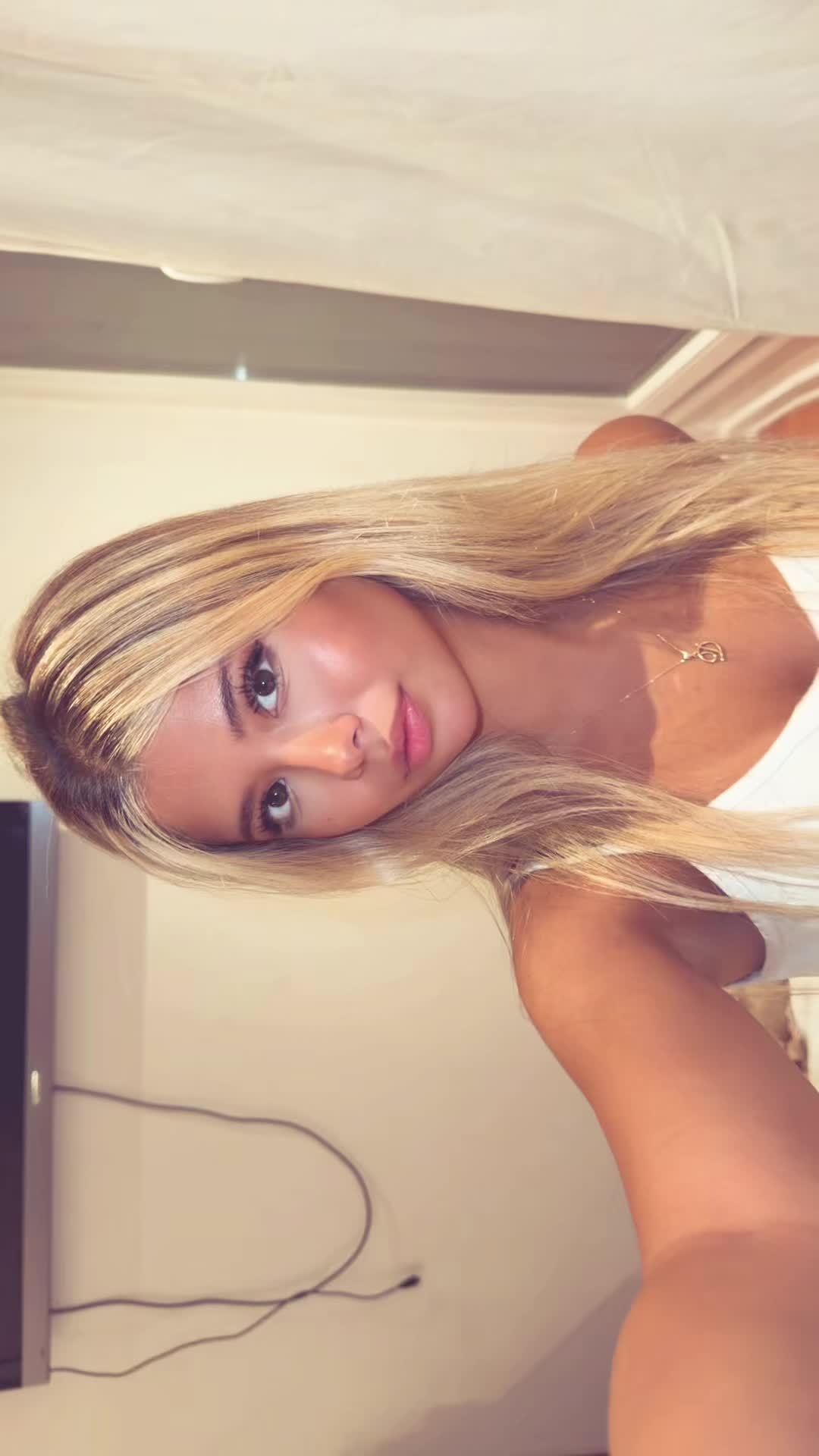 @dina