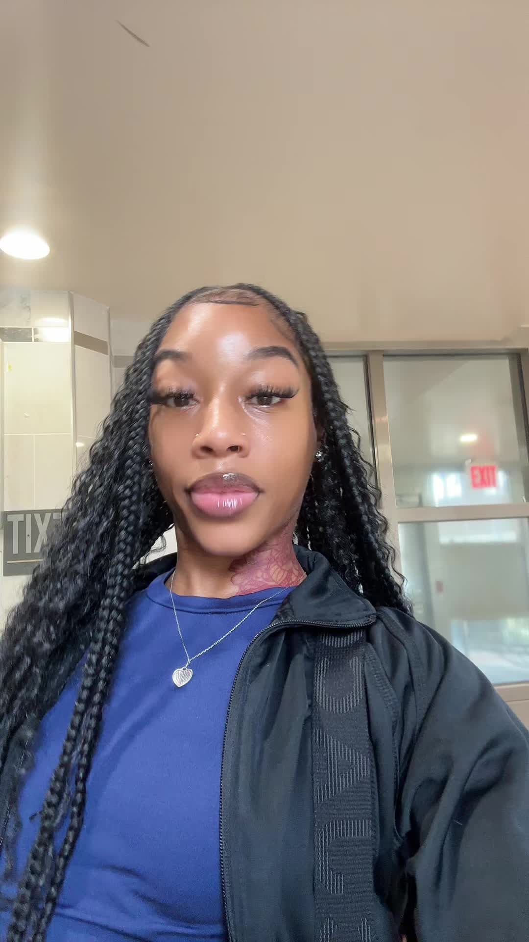 @Slimgoodieee😏