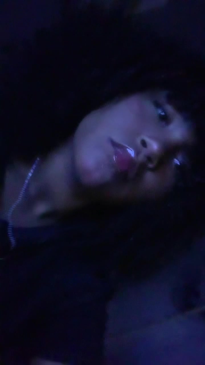 @María