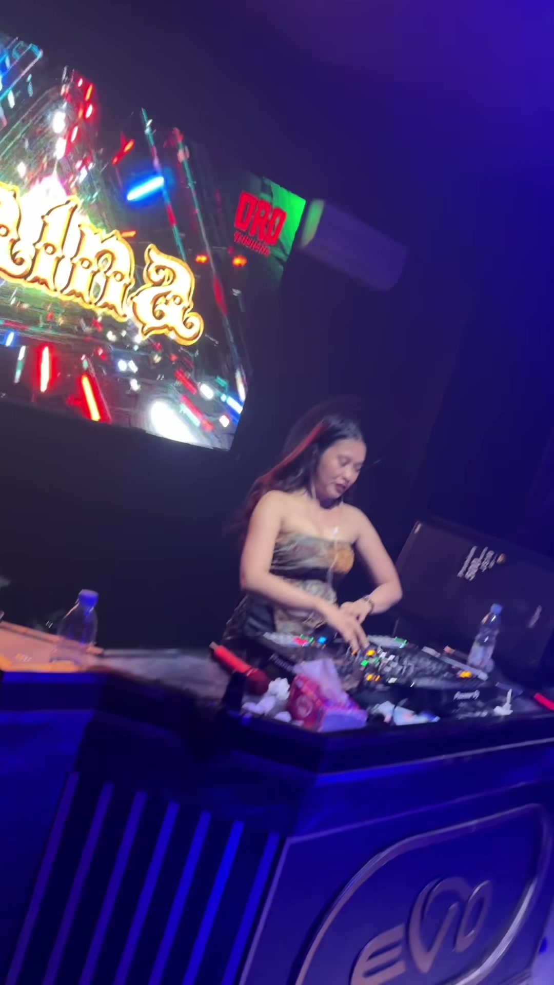 @Dj Laina