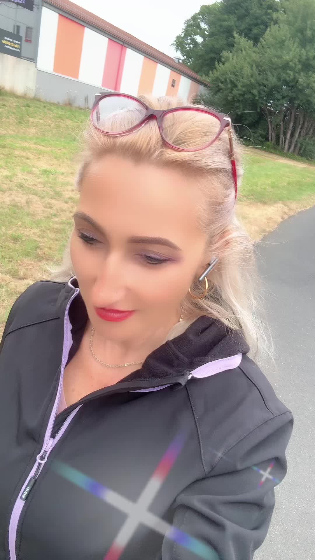 @Anuta